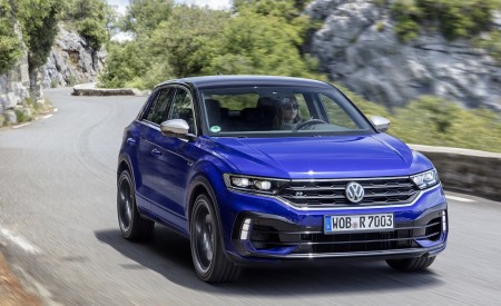 2019 Volkswagen T-Roc R Front Wallpapers 450x275 (126)