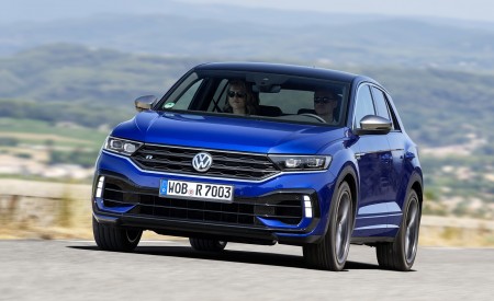 2019 Volkswagen T-Roc R Front Wallpapers 450x275 (127)