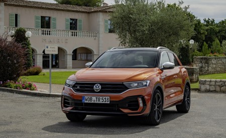 2019 Volkswagen T-Roc R Front Wallpapers 450x275 (72)