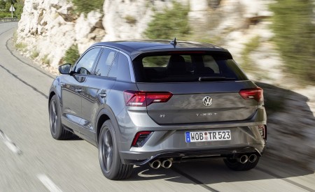2019 Volkswagen T-Roc R Rear Three-Quarter Wallpapers 450x275 (103)