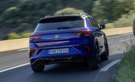 2019 Volkswagen T-Roc R Rear Wallpapers 450x275 (8)