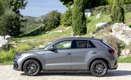 2019 Volkswagen T-Roc R Side Wallpapers 450x275 (117)