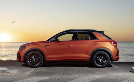 2019 Volkswagen T-Roc R Side Wallpapers 450x275 (79)