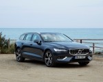 2019 Volvo V60 D4 Inscription (Color: Denim Blue) Front Three-Quarter Wallpapers 150x120