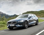 2019 Volvo V60 Front Three-Quarter Wallpapers 150x120