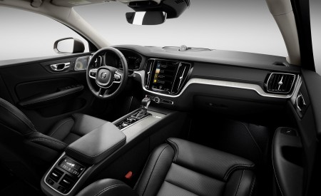 2019 Volvo V60 Interior Wallpapers 450x275 (124)