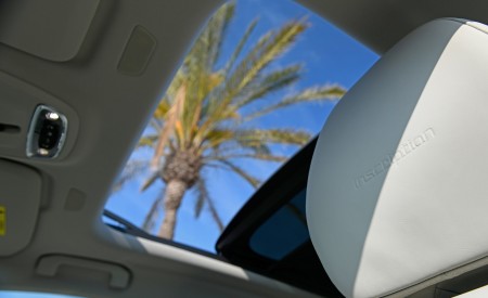 2019 Volvo V60 Panoramic Roof Wallpapers 450x275 (95)