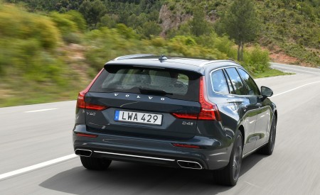 2019 Volvo V60 Rear Wallpapers 450x275 (5)