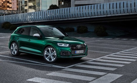 2020 Audi SQ5 TDI (Color: Azores Green Metallic) Front Three-Quarter Wallpapers 450x275 (9)