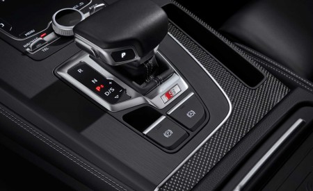 2020 Audi SQ5 TDI (Color: Azores Green Metallic) Interior Detail Wallpapers 450x275 (18)