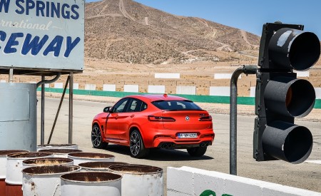 2020 BMW X4 M Competition Rear Three-Quarter Wallpapers 450x275 (16)
