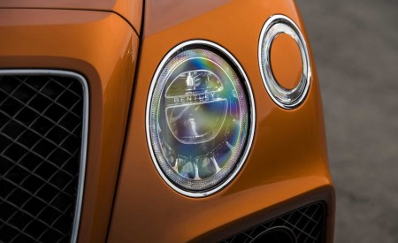 2020 Bentley Bentayga Speed Headlight Wallpapers 450x275 (13)