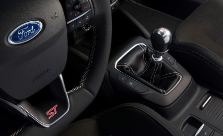 2020 Ford Focus ST Interior Steering Wheel Wallpapers 450x275 (21)