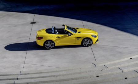 2020 Mercedes-Benz SLC 300 Final Edition Side Wallpapers 450x275 (36)
