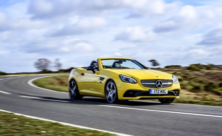 2020 Mercedes-Benz SLC Final Edition (UK-Spec) Front Three-Quarter Wallpapers 450x275 (9)