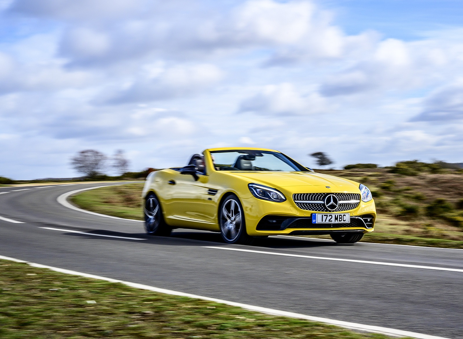 2020 Mercedes-Benz SLC Final Edition (UK-Spec) Front Three-Quarter Wallpapers (9)