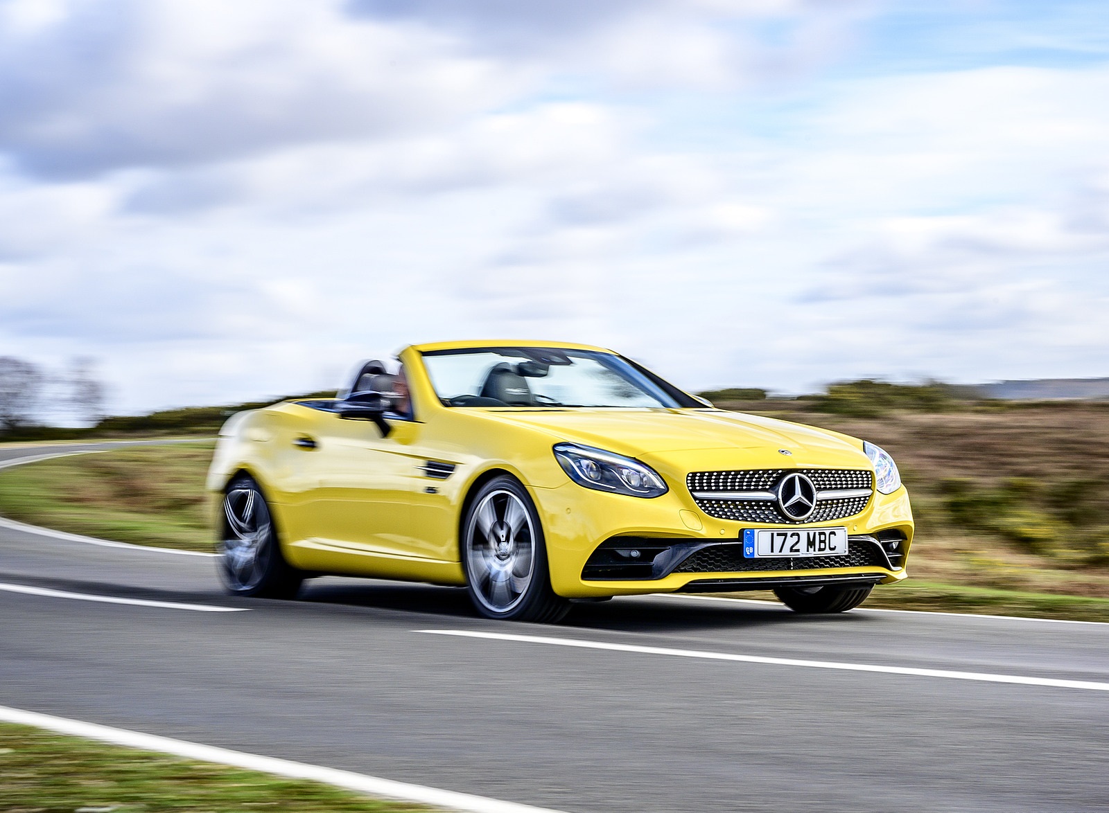 2020 Mercedes-Benz SLC Final Edition (UK-Spec) Front Three-Quarter Wallpapers (8)