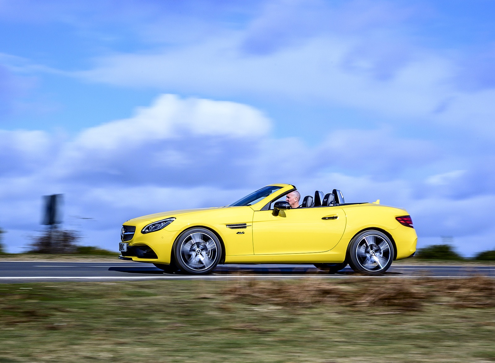 2020 Mercedes-Benz SLC Final Edition (UK-Spec) Side Wallpapers (7)
