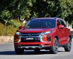 2020 Mitsubishi Outlander Sport Front Three-Quarter Wallpapers 150x120 (13)
