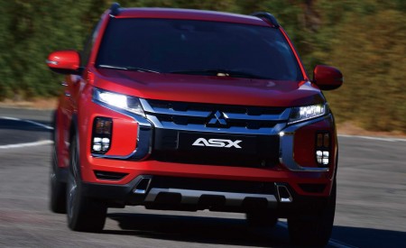 2020 Mitsubishi Outlander Sport Front Wallpapers 450x275 (16)