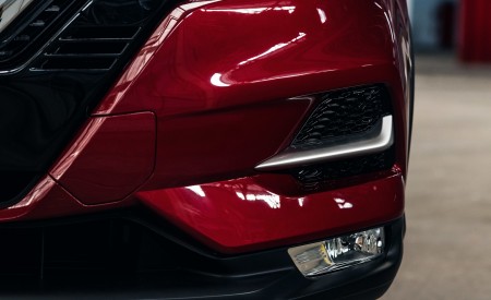 2020 Nissan Rogue Sport Detail Wallpapers 450x275 (44)