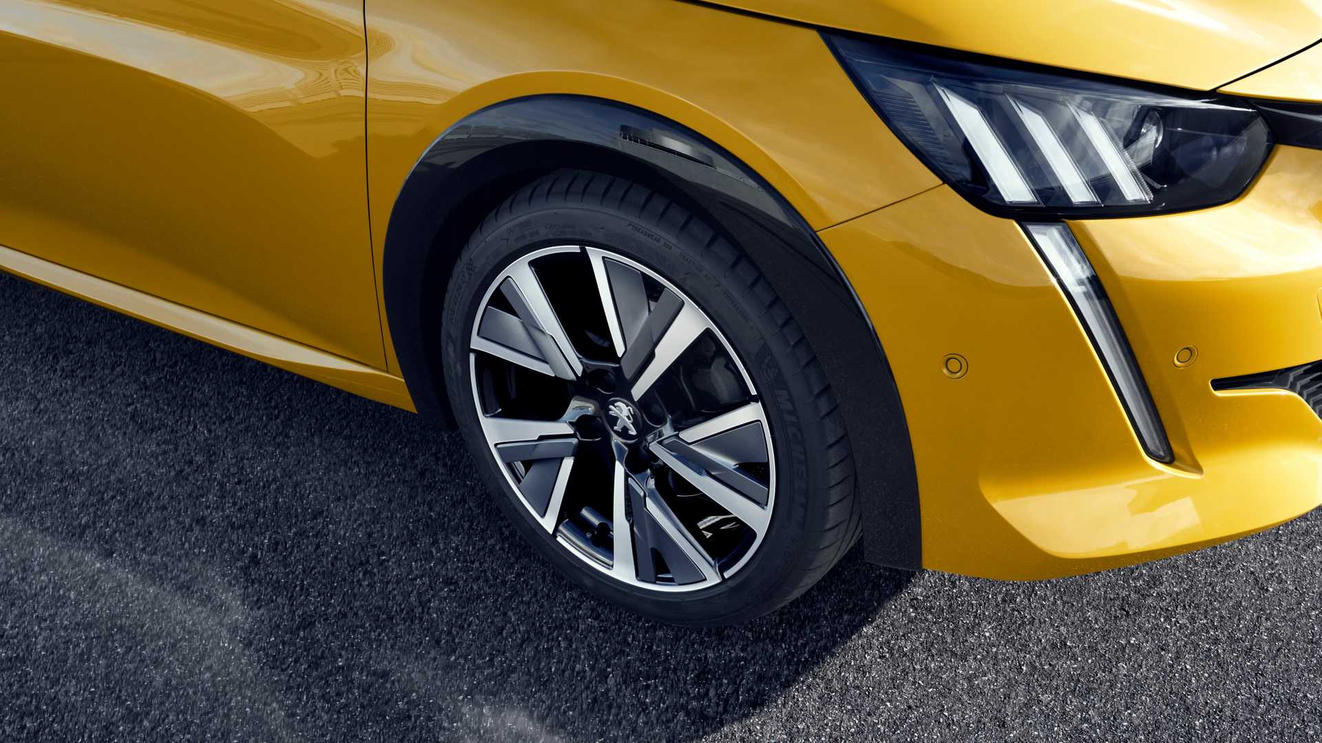 2020 Peugeot 208 Wheel Wallpapers (15)