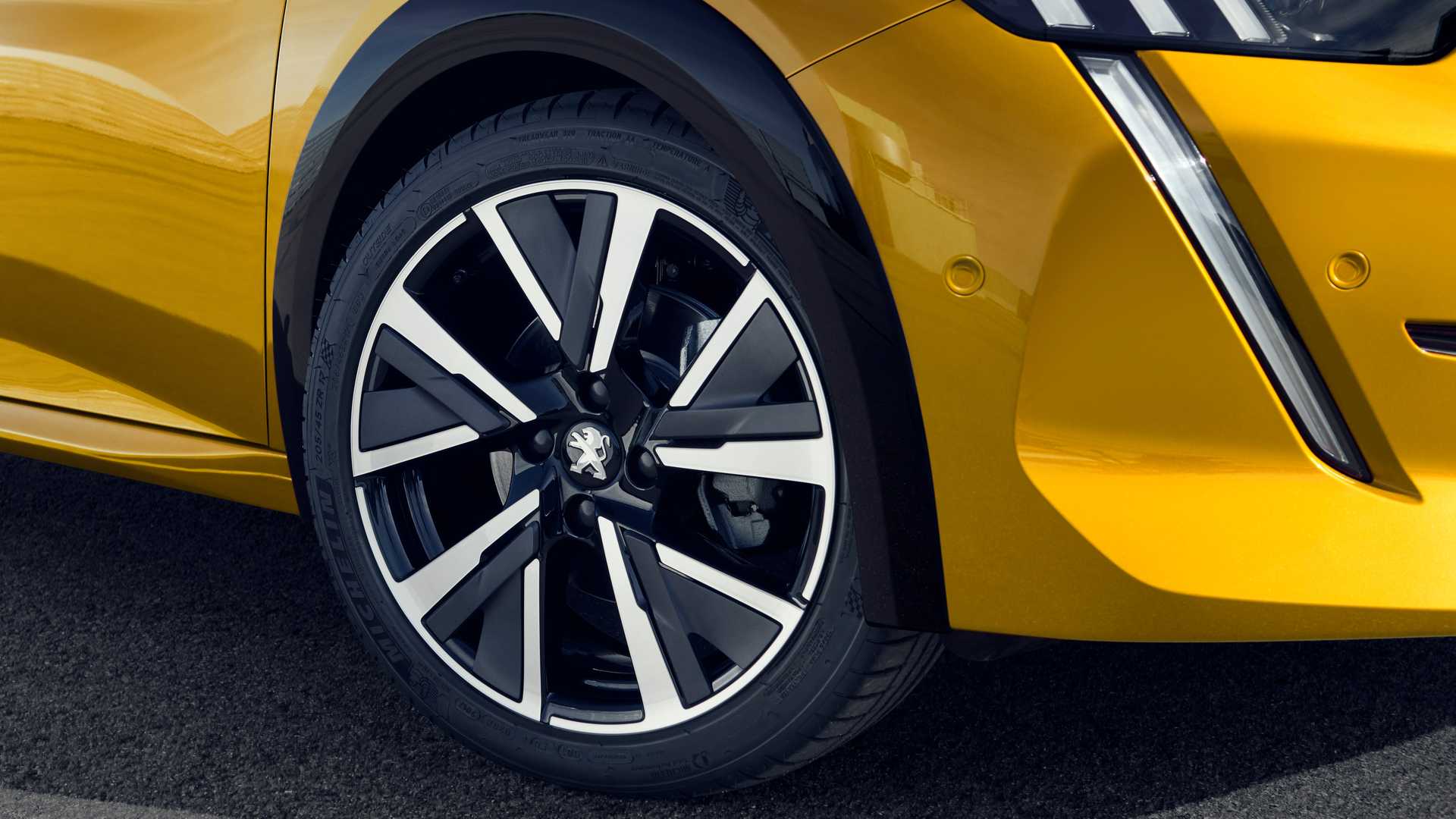 2020 Peugeot 208 Wheel Wallpapers (14)