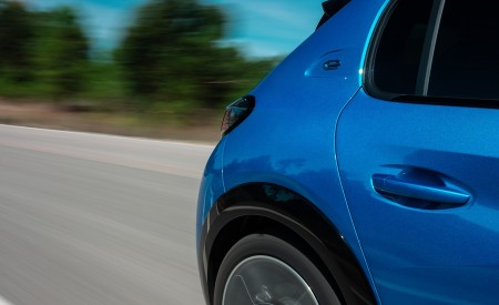 2020 Peugeot e-208 EV Detail Wallpapers 450x275 (27)