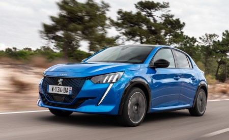 2020 Peugeot e-208 EV Front Three-Quarter Wallpapers 450x275 (11)