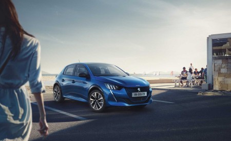 2020 Peugeot e-208 EV Front Three-Quarter Wallpapers 450x275 (50)