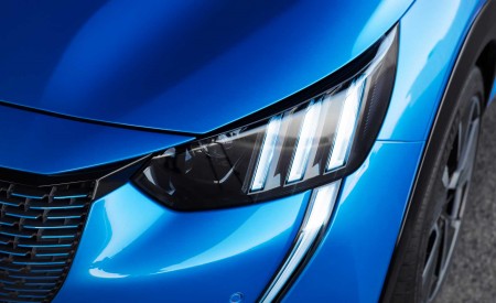 2020 Peugeot e-208 EV Headlight Wallpapers 450x275 (62)