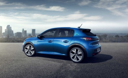 2020 Peugeot e-208 EV Rear Three-Quarter Wallpapers 450x275 (58)