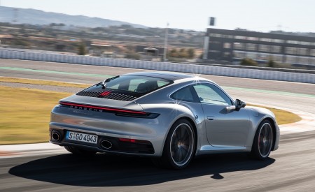 2020 Porsche 911 4S (Color: Agate Grey Metallic) Rear Three-Quarter Wallpapers 450x275 (108)