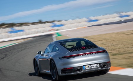 2020 Porsche 911 4S (Color: Agate Grey Metallic) Rear Wallpapers 450x275 (105)