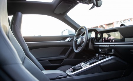 2020 Porsche 911 4S (Color: Carrara White Metallic) Interior Seats Wallpapers 450x275 (135)