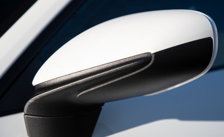 2020 Porsche 911 4S (Color: Carrara White Metallic) Mirror Wallpapers 450x275 (130)