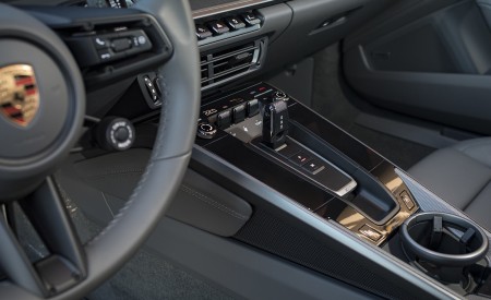 2020 Porsche 911 4S (Color: Guards Red) Interior Cockpit Wallpapers 450x275 (26)