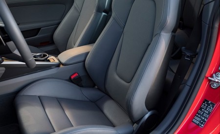 2020 Porsche 911 4S (Color: Guards Red) Interior Front Seats Wallpapers 450x275 (23)