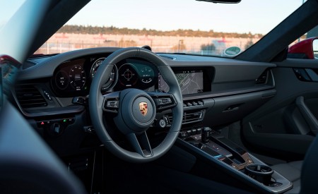 2020 Porsche 911 4S (Color: Guards Red) Interior Wallpapers 450x275 (27)