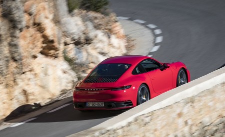 2020 Porsche 911 4S (Color: Guards Red) Rear Three-Quarter Wallpapers 450x275 (6)