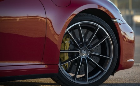 2020 Porsche 911 4S (Color: Guards Red) Wheel Wallpapers 450x275 (22)