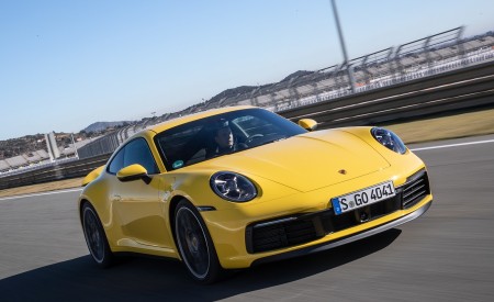 2020 Porsche 911 4S (Color: Racing Yellow) Front Three-Quarter Wallpapers 450x275 (74)