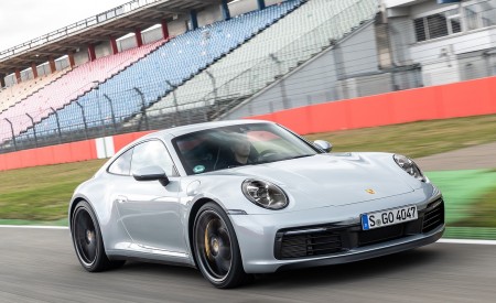 2020 Porsche 911 4S Front Three-Quarter Wallpapers 450x275 (39)