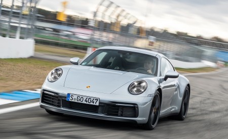 2020 Porsche 911 4S Front Wallpapers 450x275 (40)