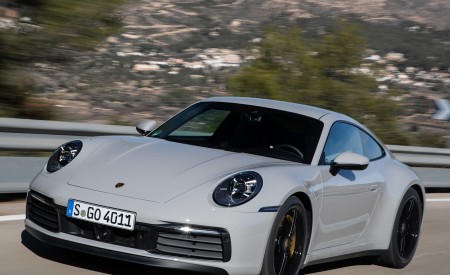 2020 Porsche 911 S (Color: Crayon) Front Three-Quarter Wallpapers 450x275 (164)