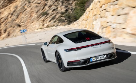 2020 Porsche 911 S (Color: Crayon) Rear Three-Quarter Wallpapers 450x275 (168)