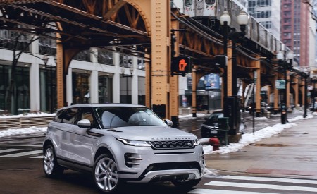 2020 Range Rover Evoque Front Three-Quarter Wallpapers 450x275 (24)