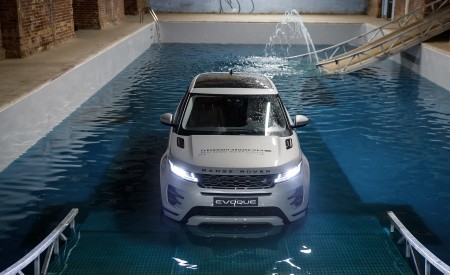 2020 Range Rover Evoque Front Wallpapers 450x275 (56)