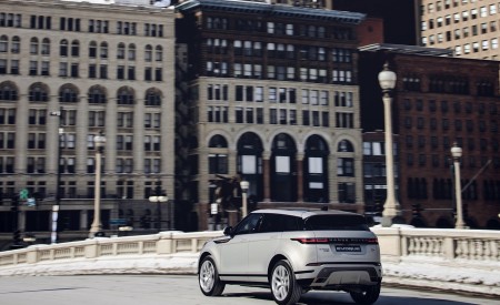 2020 Range Rover Evoque Rear Three-Quarter Wallpapers 450x275 (29)