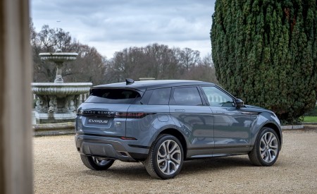 2020 Range Rover Evoque Rear Three-Quarter Wallpapers 450x275 (127)